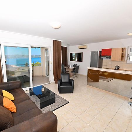 Sunny Place With Sea View Trogir Exteriör bild