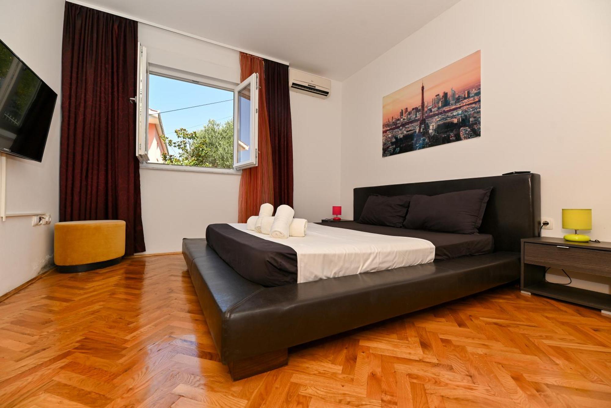 Sunny Place With Sea View Trogir Exteriör bild
